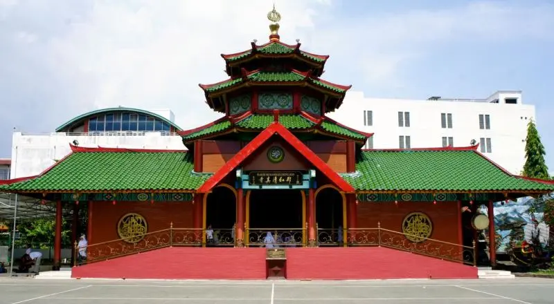 Masjid Muhammad Cheng Hoo Surabaya: Menggabungkan Keindahan Arsitektur Timur dan Barat