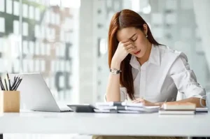 Cara Efektif Mengelola Stres di Tempat Kerja