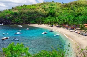 Crystal Bay Nusa Penida, Surga Bawah Laut yang Menakjubkan
