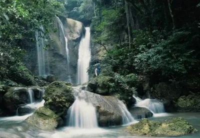 Air Terjun Ladenring, Air Terjun dengan Keindahan Alam Menakjubkan di Bone