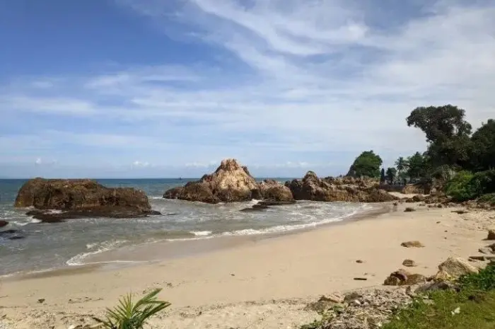 Wisata Pantai Terbaik di Lampung yang Menawarkan Pesona Alam Eksotis