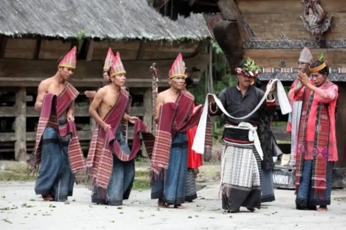 Mengenal Keanekaragaman Suku di Indonesia Berdasarkan Pulau-Pulaunya