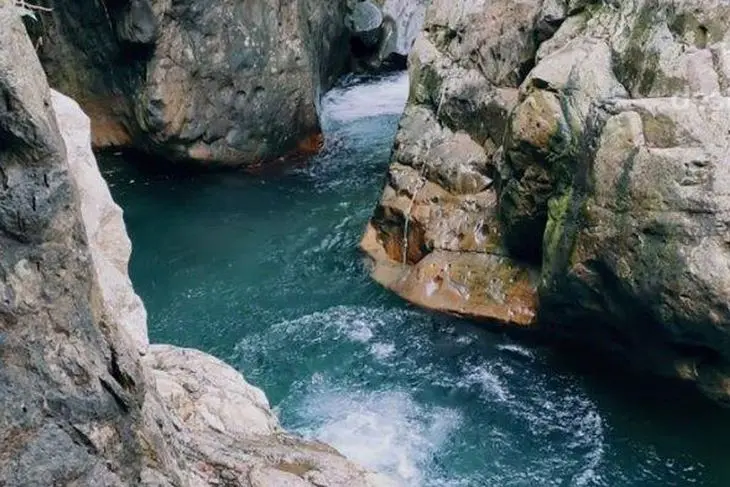 Curug Leuwi Lieuk - Spot Petualangan dan Geomorfologi Alam