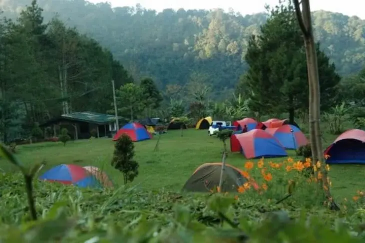 Camping di Bogor: Highland Camp Curug Panjang Camping Asri di Tengah Alam Liar