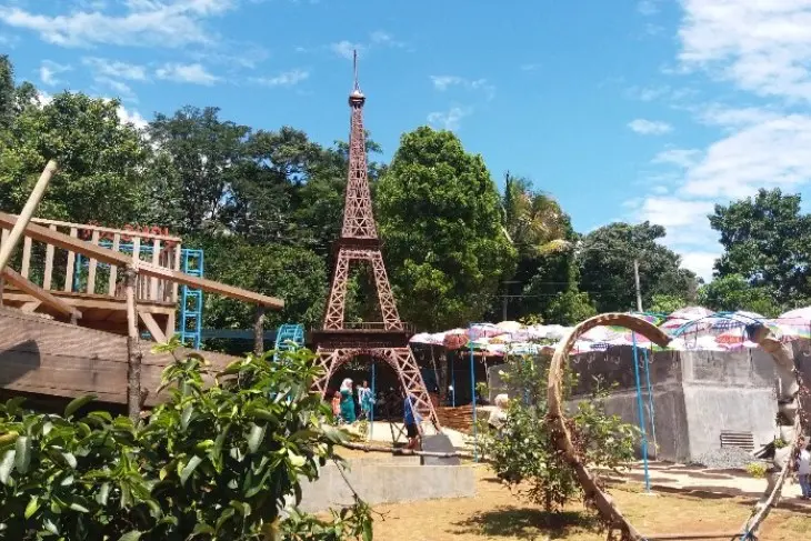 Wisata Jonggol Garden - Tempat Foto Kekinian Bernuansa Taman Tematik